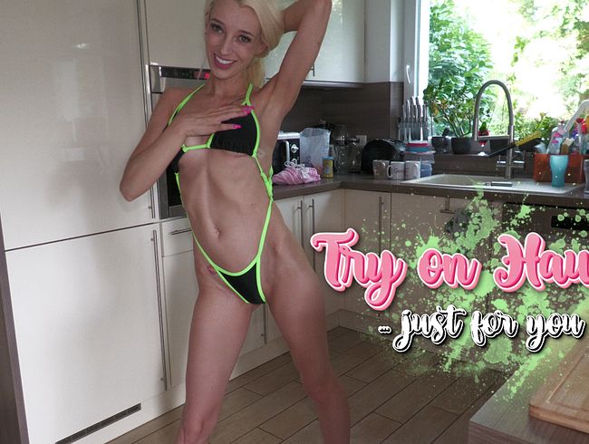 Download: CremeDeLaCreme93 - Sexy Try On Haul