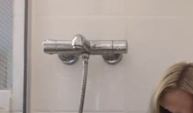 Download: Cum_Stealer - Ich liebe es zu duschen