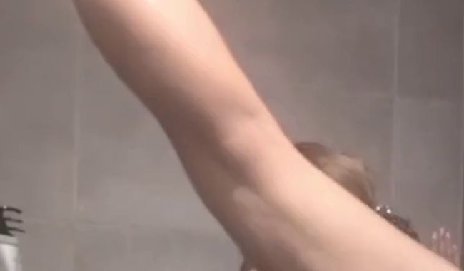 Download: Cum_Stealer - Dusche.....