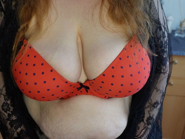 Download: Curly82 - Meine dicken Titten