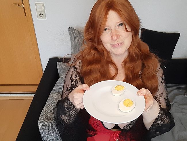Download: Curly82 - Osterspecial - Hartgekochtes Ei mit Ficksahne