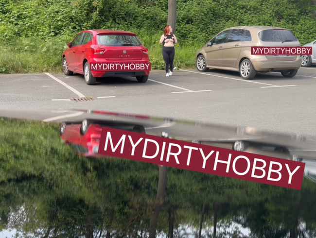 Download: CurvySecret - Beglotzer PARKPLATZ-PISS