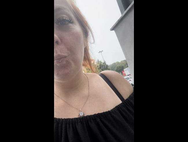 Download: CurvySecret - ONCE again … unterbrochener Rastplatz-Piss 2.0