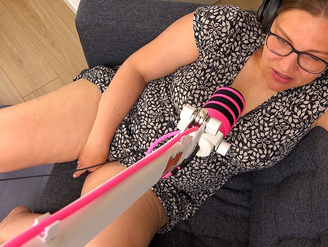 Download: DaddysLuder - Dirty Talk Reaction Video mit Fick-ASMR meiner feuchten Fotze und Creampie auf mein Kommando