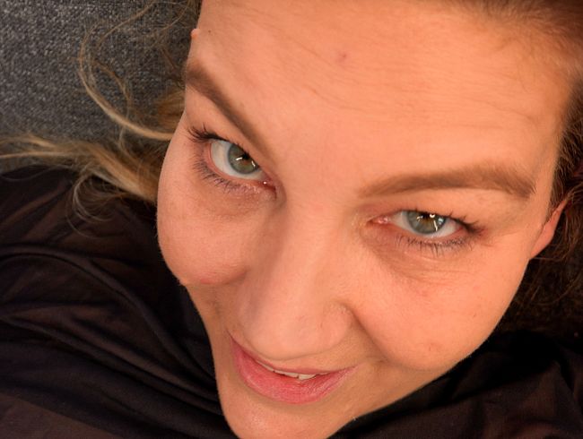 Download: DaddysLuder - Sorry Schatz, ich brauche erstmal einen großen Schwanz!