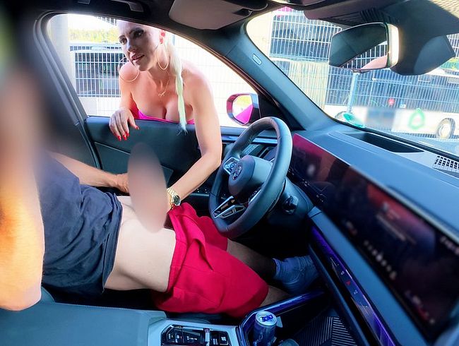 Download: Daynia - Ultra PUBLIC!!! DAS machen nur ECHTE SCHLAMPEN | ANONYM, HART, HEMMUNGSLOS! MEGA CUM