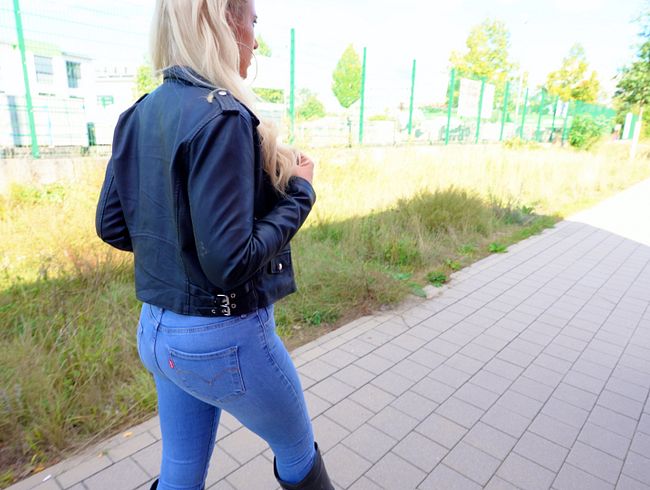 Download: Daynia - Unglaublich! 20 Jahre jünger + schon ein FICKHENGST | ALLE Löcher zerstört + 2x abgespritzt!