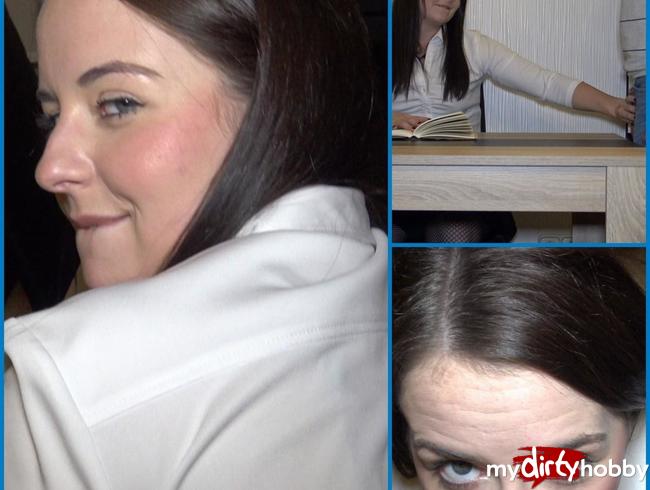 Download: DerPornoBeamte - Sie wollte lesen! Daraus machte ich ein Fickstudium!