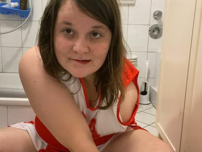 Download: Deutsche_Anna - Hot Fucking Football Break! 2