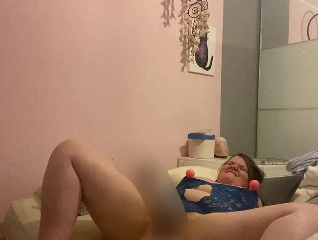 Download: Deutsche_Anna - Heftiger Orgasmus im neuen Body - Stabvibrator im Härtetest!