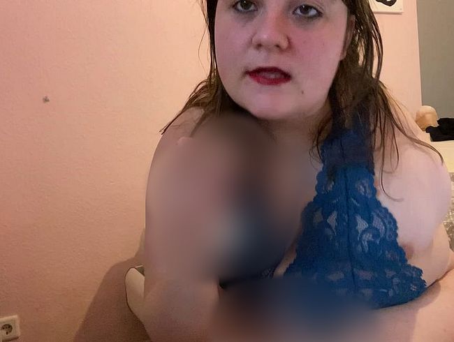 Download: Deutsche_Anna - Neue Dessous, neue Toys! Liebeskugeln in meine enge, haarige Muschi!
