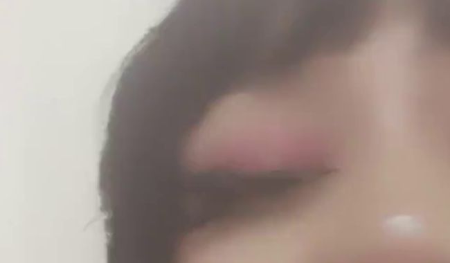 Download: DianneGolden31 - Sag mir, gefällt dir mein Aussehen?