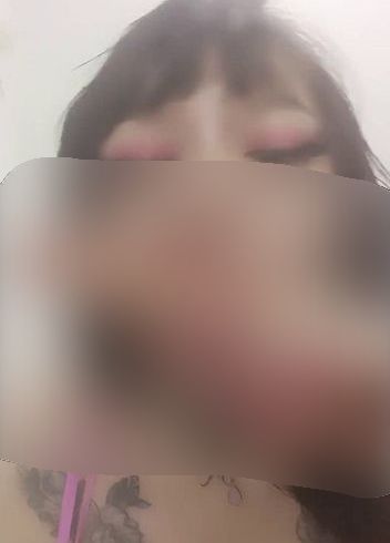 Download: DianneGolden31 - Sag mir, gefällt dir mein Aussehen?