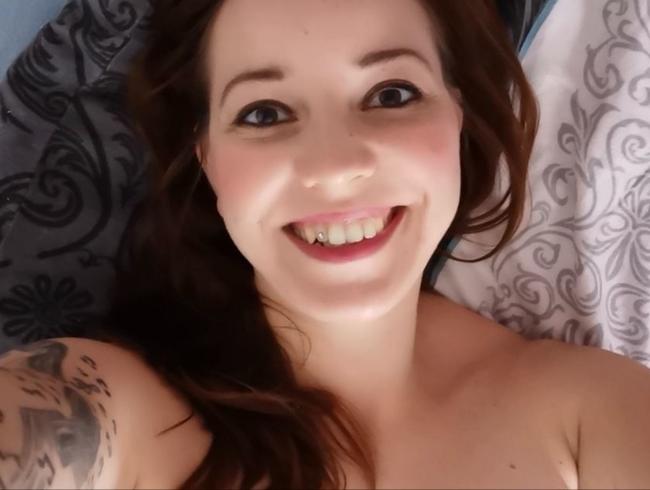 Download: Die-Hannah - DILDO-RITT WENN ALLEINE SEIN GEIL MACHT!!! ICH HOL DICH GANZ NAH RAN...