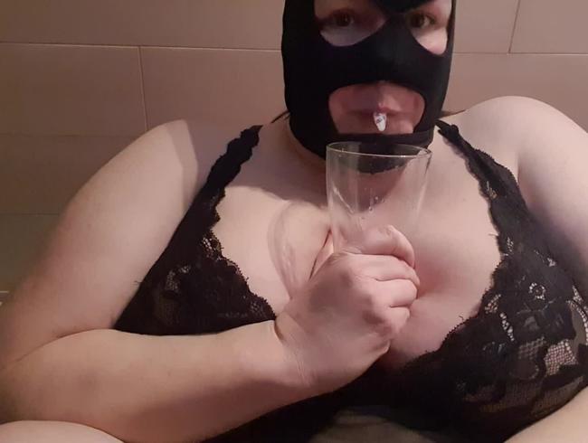 Download: Dirty-Jade - Du bist mein kleiner wertloser Spucknapf