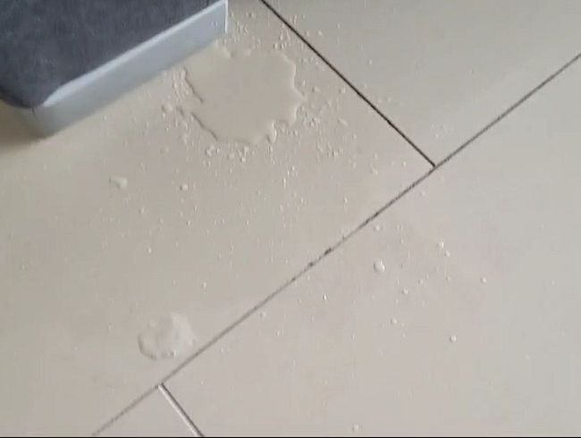 Download: Dirty-Kiki - Neue Couch mit Conny eingeweiht Squirt Veredelung Teil 1