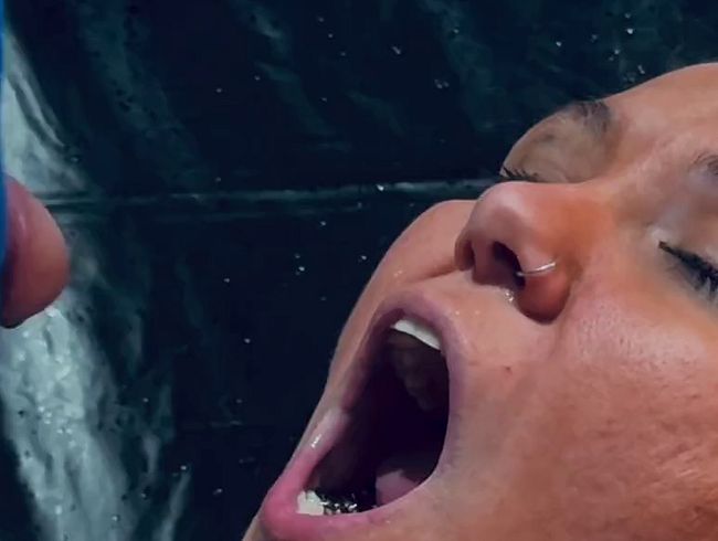 Download: Dirty666Pee - Im Piss-Fokus (Still gestanden und schlucken!)