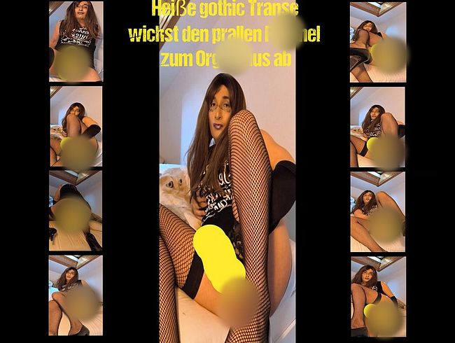 Download: DivyStylez - Heiße gothic Transe wichst den prallen Pimmel zum Orgasmus ab