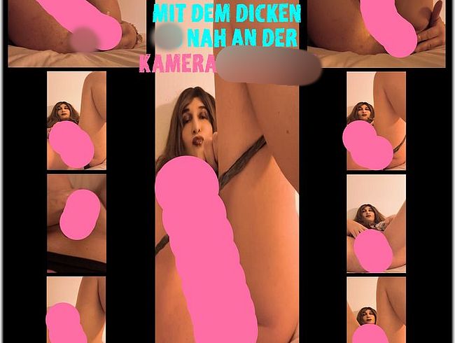 Download: DivyStylez - Mit dem dicken Po nah an der Kamera gewichst - Dildo all in
