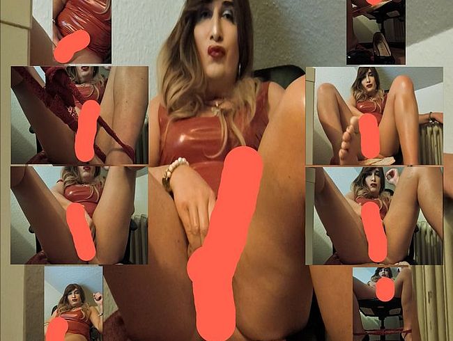 Download: DivyStylez - Transe lässt in der Silvesternacht den Korken knallen