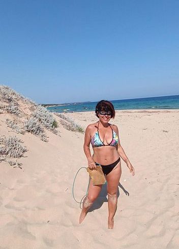 Download: DragonflyExhib - Urinieren im Mund und Exhibitionismus zwischen den Stranddünen – Öffentliche Wassersportarten