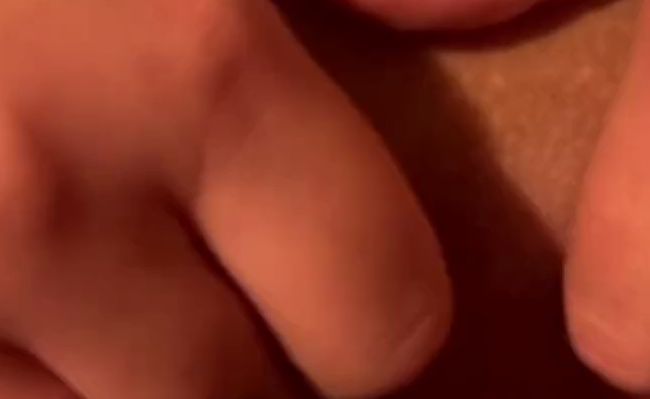 Download: EbbeundFlut21 - Fick mich, spiel an meiner Clit und wichs mir dann die Fotze zu…