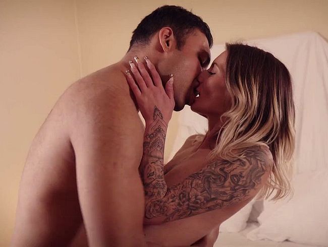 Download: EdenDark_official - Sinflare & EdenDark: Hotel Eskalation mit massivem Back & Ass Cumshot