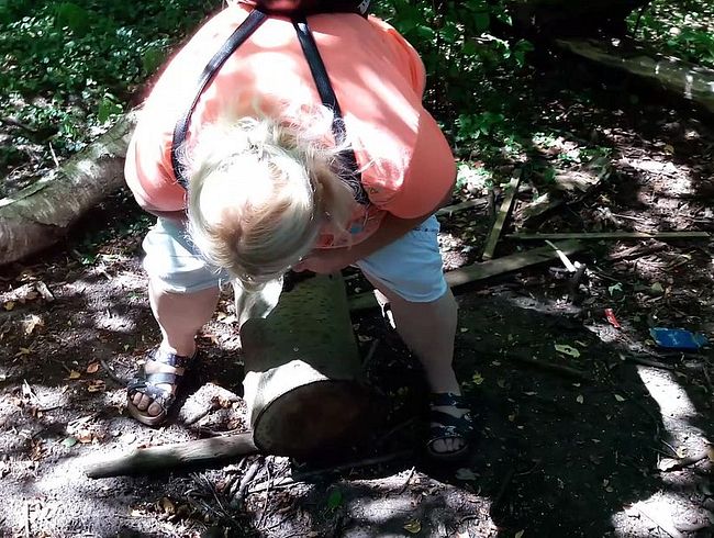 Download: Eheflittchen68 - Baumstamm bepisst (kein Ton)