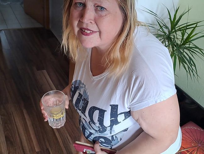 Download: Eheflittchen68 - Inkontinenz - voll ins Höschen gepisst