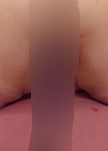 Download: EinsameEhefrau04 - Fickmaschine fickt mich schaumig