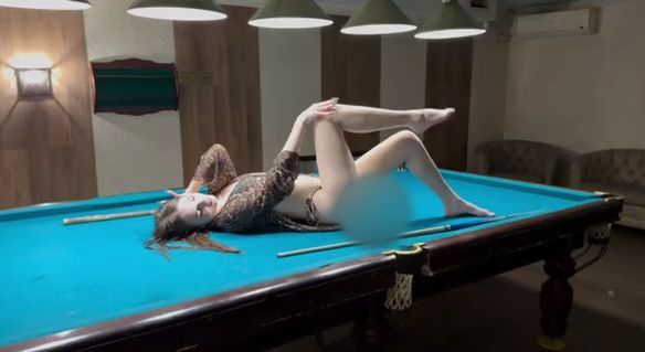Download: Elika - Hey) Ich hoffe, es wird dir gefallen:* ( ohne Ton)