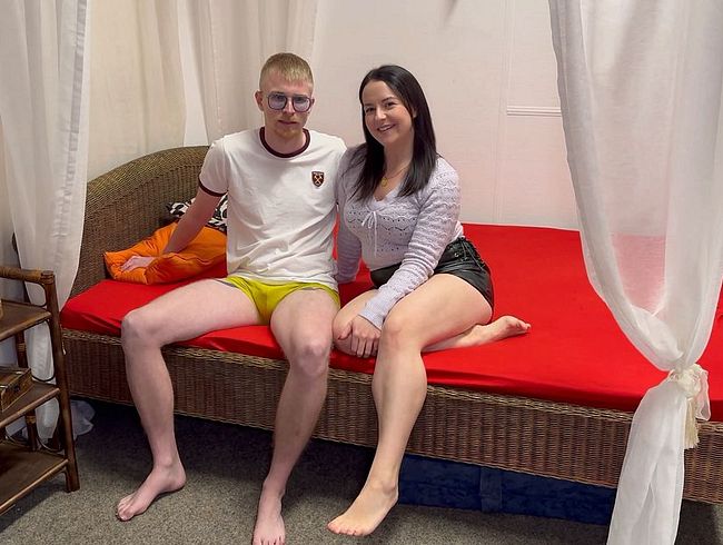 Download: EmmaSecret - Userdate! Abgefickt und vollgewichst!