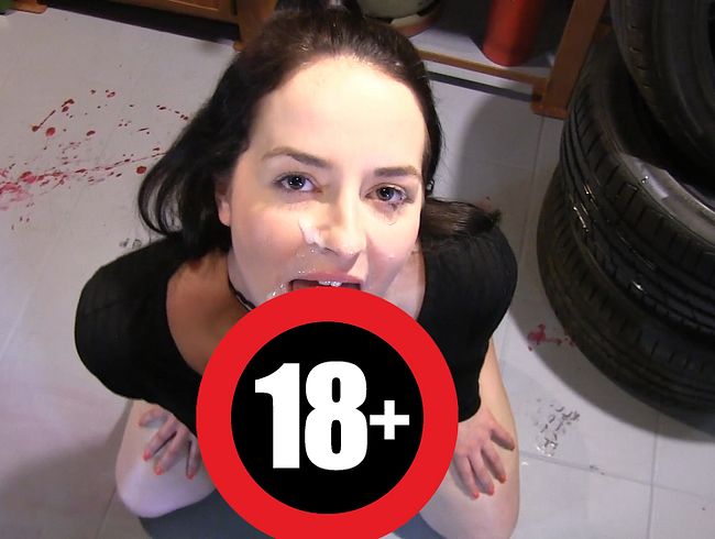 Download: EmmaSecret - Cumshot Gesichtsbesamung Compilation!