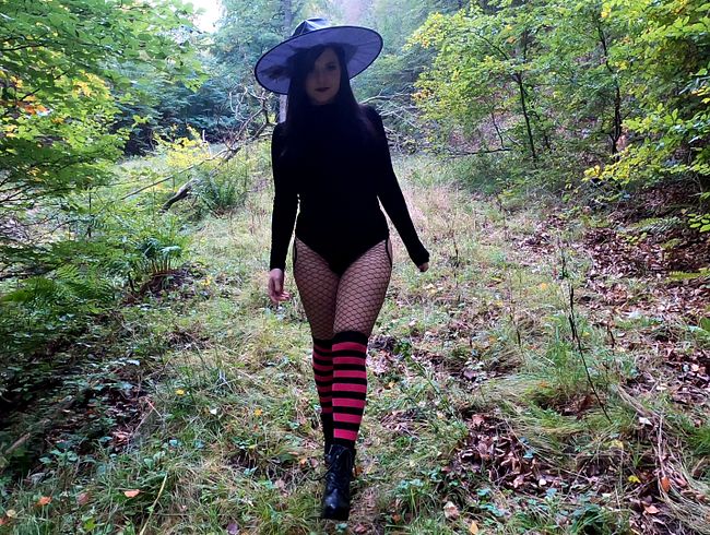 Download: EmmaSecret - Die Blair Bitch! Die Schlampen Hexe kriegt auch dich!