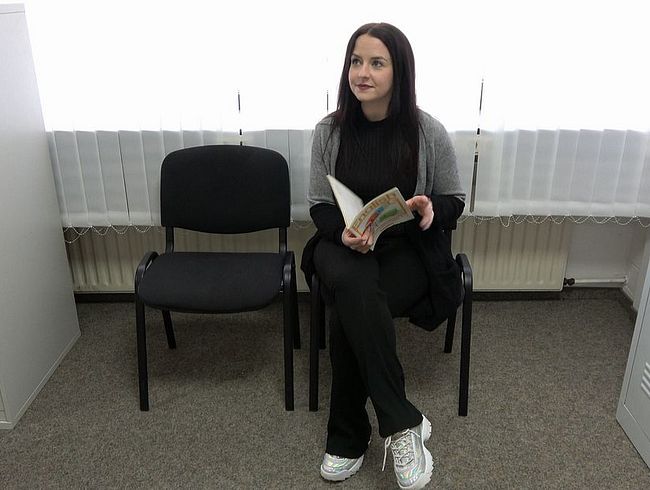 Download: EmmaSecret - Sperma-Untersuchung beim Frauenarzt – Geiler Dreier mit der versauten Krankenschwester!