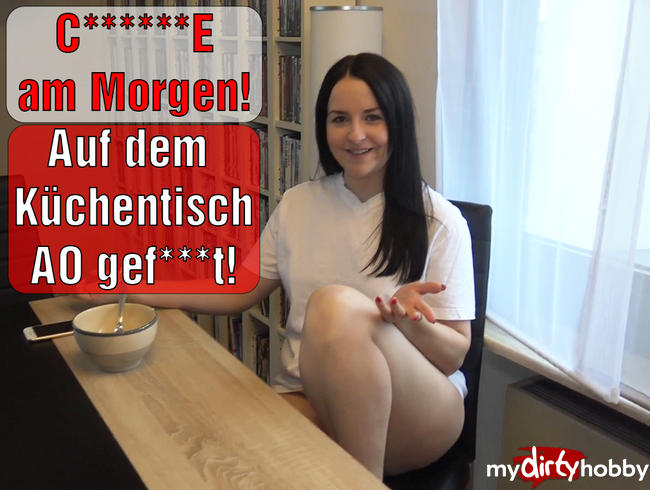 Download: EmmaSecret - CREAMPIE am Morgen! Auf dem Küchentisch AO gefickt!