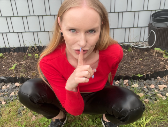 Download: Emma_Wolf - Das hat er jetzt davon! Nachbars Garten bekommt Spezial-Bewässerung!