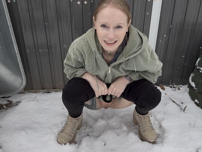 Download: Emma_Wolf - Gelber Schnee ist IBAH!