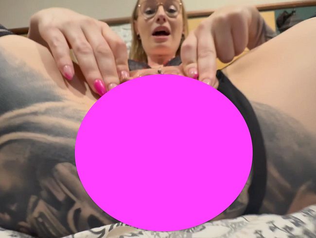 Download: Emma_Wolf - Cuckold! Leck die Spermasuppe aus meiner frisch besamten Fotze!