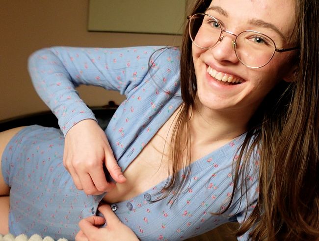 Download: Emmi-Hill - Wichsanleitung! Ich melke deinen Schwanz ab!  