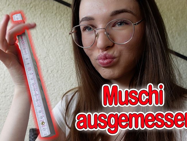Download: Emmi-Hill - SO GROß IST MEINE PUSSY!! Ich messe meine XXL-Lippen!  