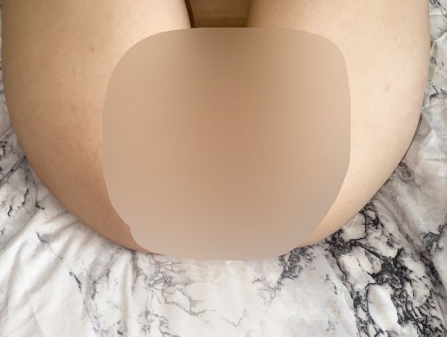 Download: Erect_Dick - Finger und Sex mit einem Teenager mit schönen durchbohrten Brustwarzen! Nahaufnahme! POV!