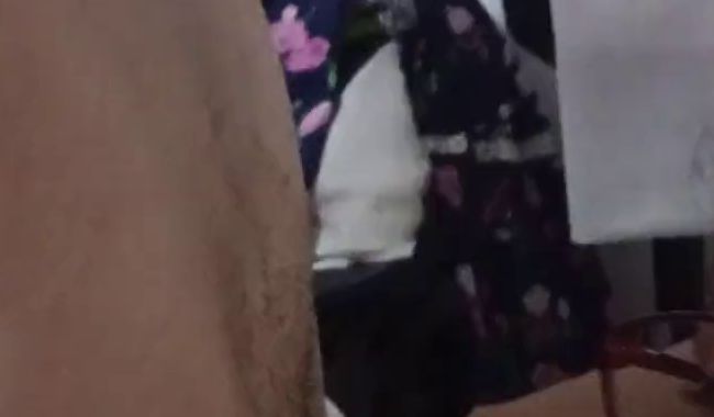 Download: EthanColeman - Ich lutsche einen tollen Schwanz, versteckt vor meiner Freundin