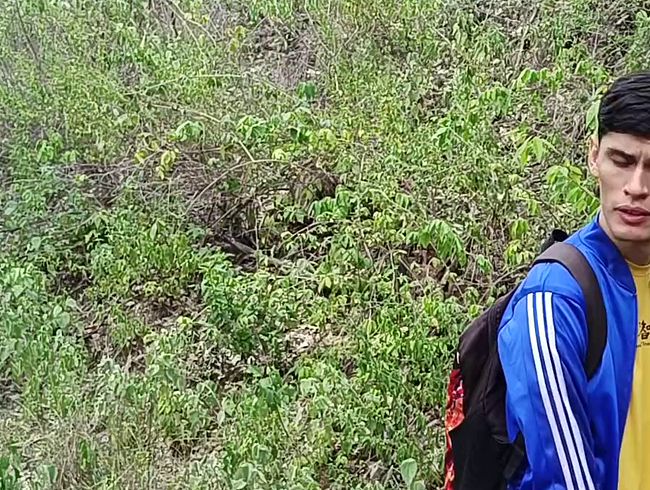 Download: EthanColeman - Mein erstes Pinkeln in der Öffentlichkeit, OMG!!!