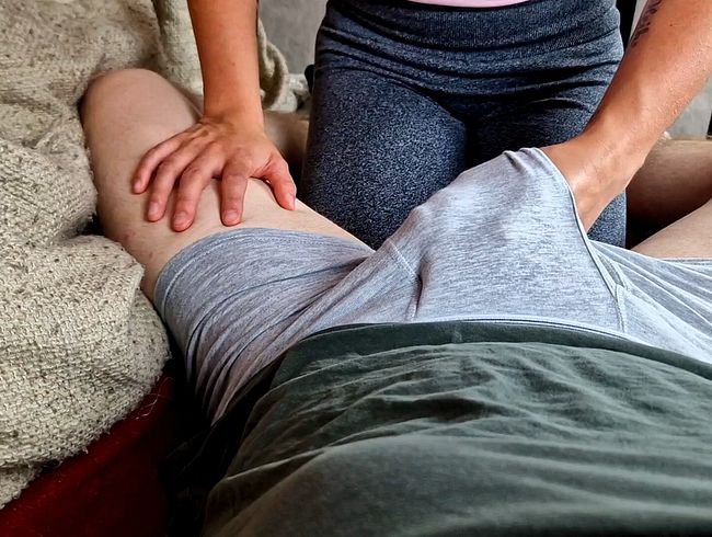 Download: Femdom-Jozi - POV Handjob edging mit nur einem Finger, ich mache ihn verrückt damit!!