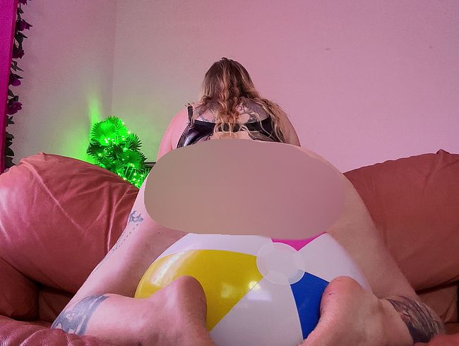 Download: Fetish_Girl - Beachballreiten [4k]
