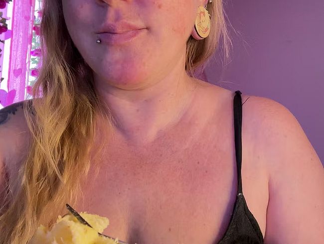 Download: Fetish_Girl - Meeresfrüchte-Pasta mit Winzlingen für Riesinnen [4K]