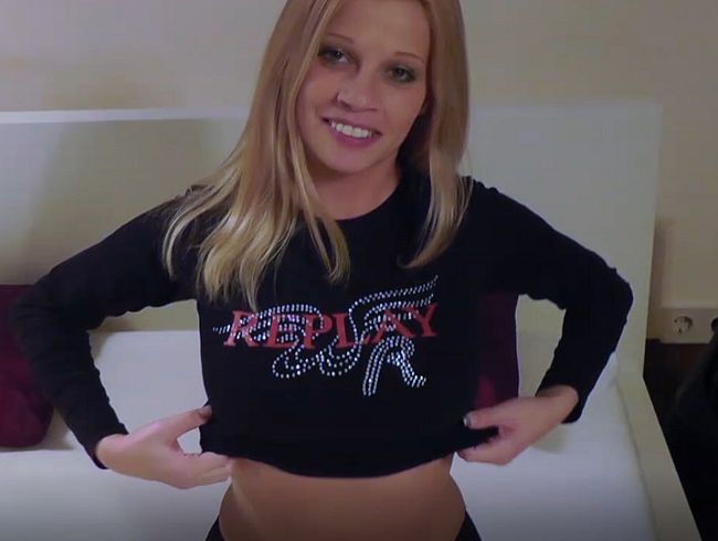 Download: Fickfreundinnen - 4 - 3 Triebhaftes Luder gefickt und geschwängert