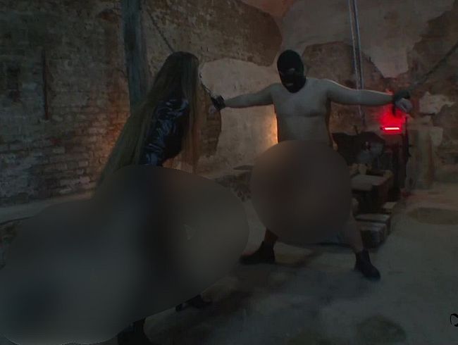 Download: FinDomLadyStefanie - Sack gegen Sack