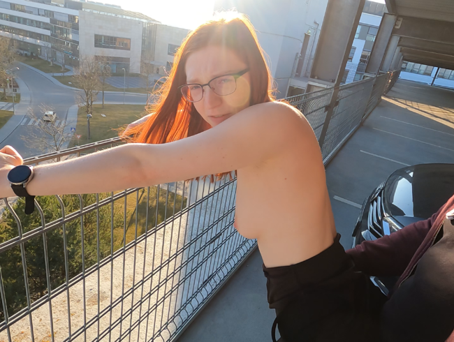 Download: FinaFoxy - Parkhausfick: Alle konnten es sehen!!!